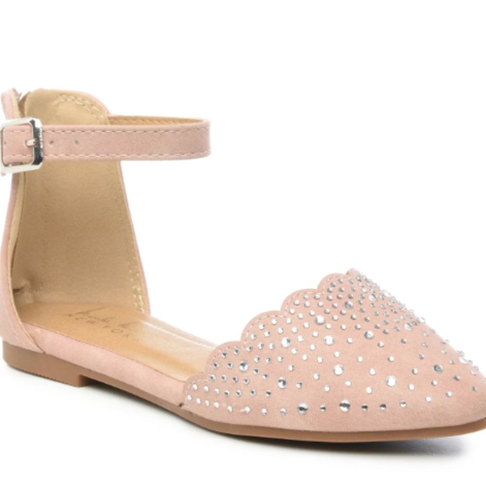 Closed Toe Flat Sandals with Rhinestone.